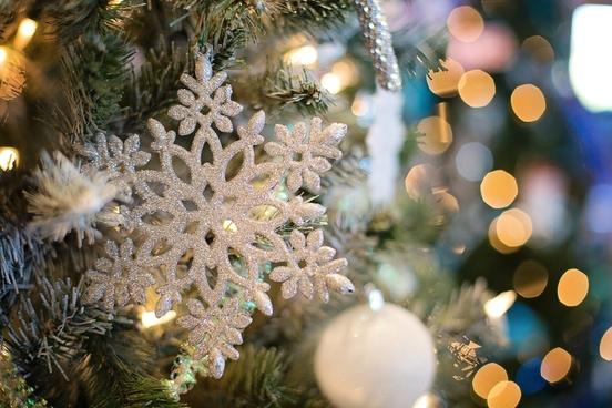 Bild Schneeflocke an Weihnachtsbaum
